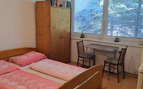 Apartman Na Jizni